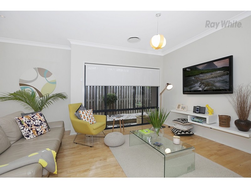 20 Thomson Close, North Lakes QLD 4509