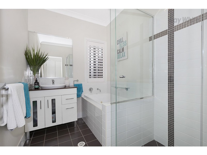 20 Thomson Close, North Lakes QLD 4509