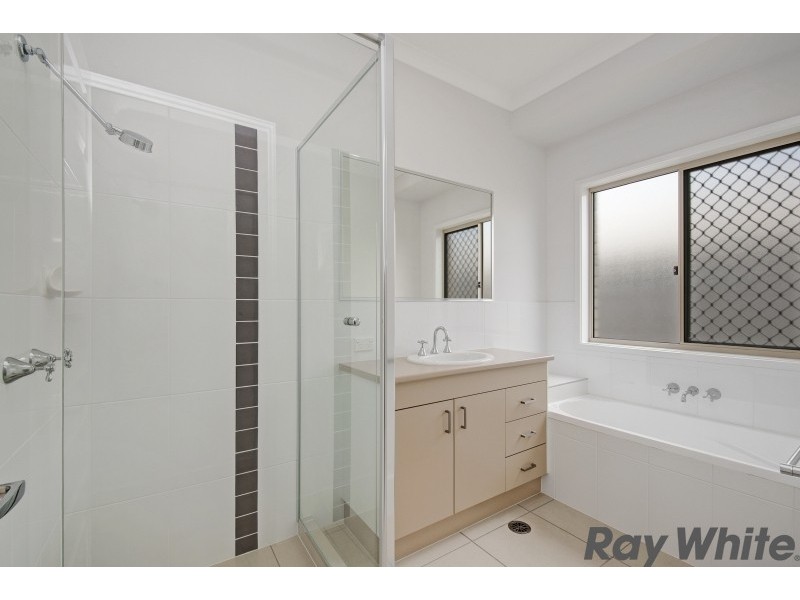 18 Bottle Tree Crescent, Mango Hill QLD 4509