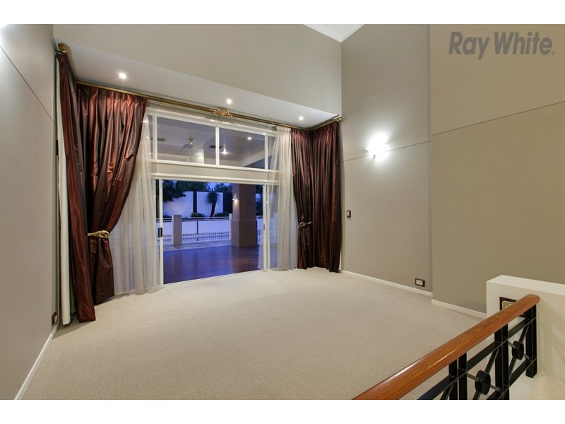 36 Lochside Drive, North Lakes QLD 4509