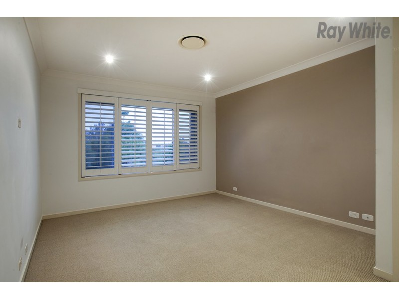 36 Lochside Drive, North Lakes QLD 4509