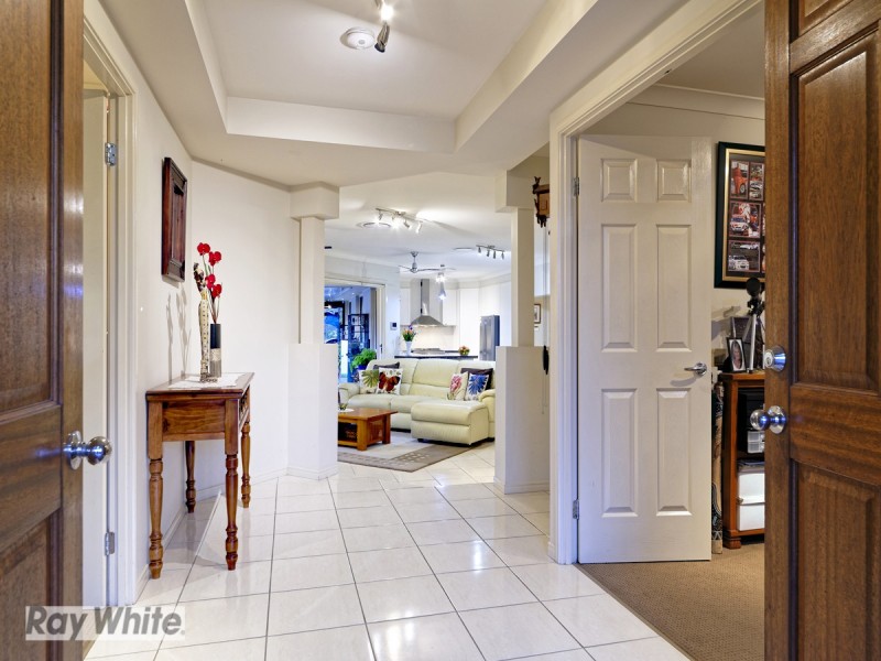 38 Sandpiper Avenue, North Lakes QLD 4509