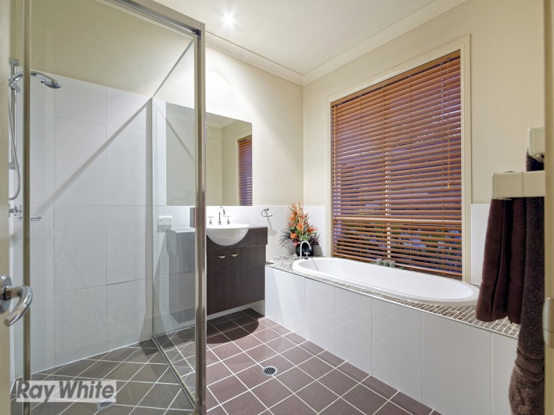 38 Sandpiper Avenue, North Lakes QLD 4509