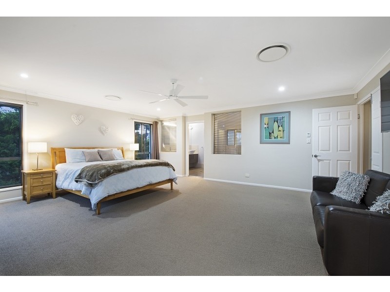 1 Wombat Place, North Lakes QLD 4509