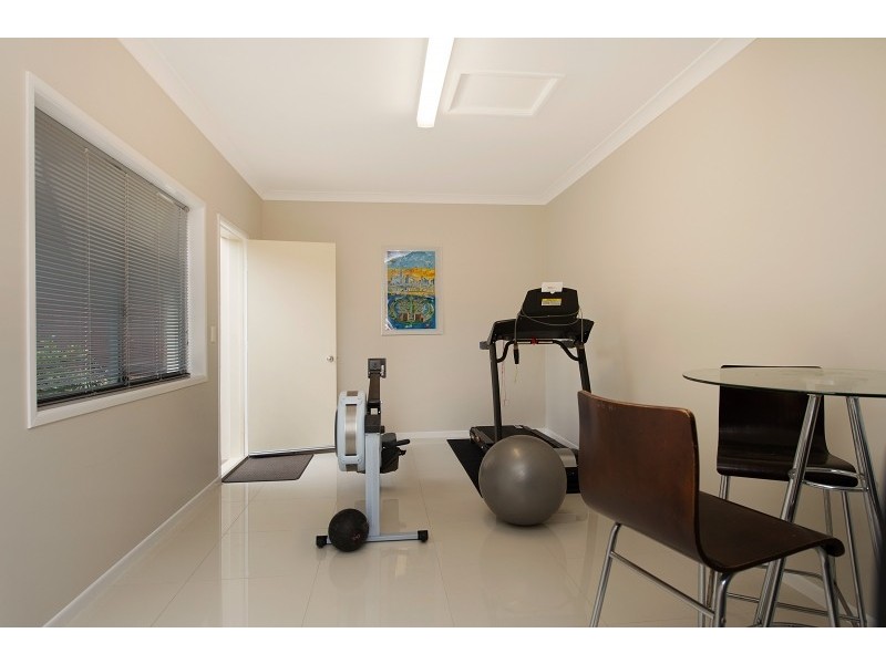 1 Wombat Place, North Lakes QLD 4509