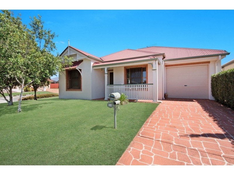 11 Wombat Parade, North Lakes QLD 4509