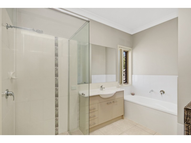 11 Wombat Parade, North Lakes QLD 4509