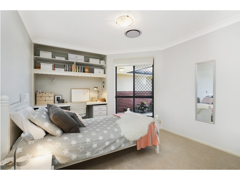 7 Cooksland Crescent, North Lakes QLD 4509