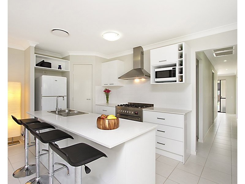 38 Livingstone Circuit, North Lakes QLD 4509