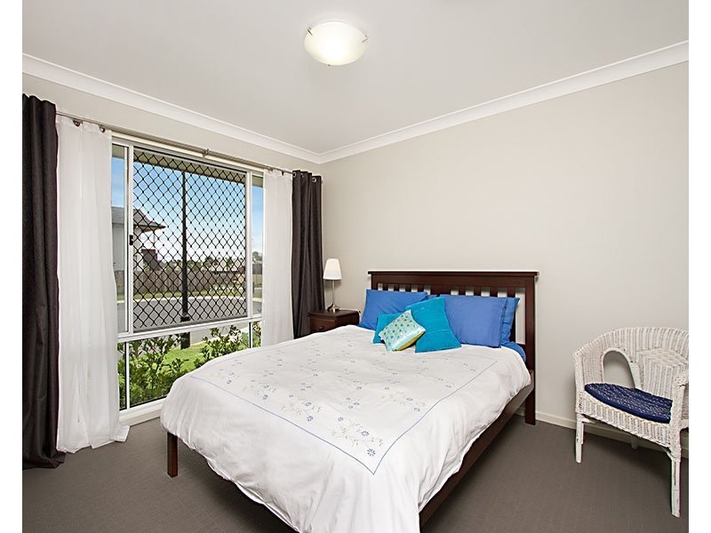 38 Livingstone Circuit, North Lakes QLD 4509