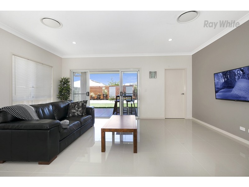 7 Troon Street, North Lakes QLD 4509