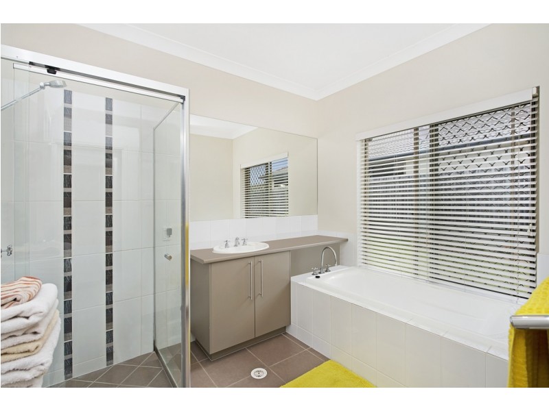 8 Wallaby Street, North Lakes QLD 4509