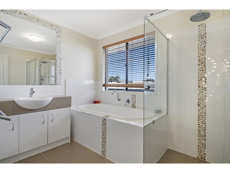 11 Denis Street, Murrumba Downs QLD 4503