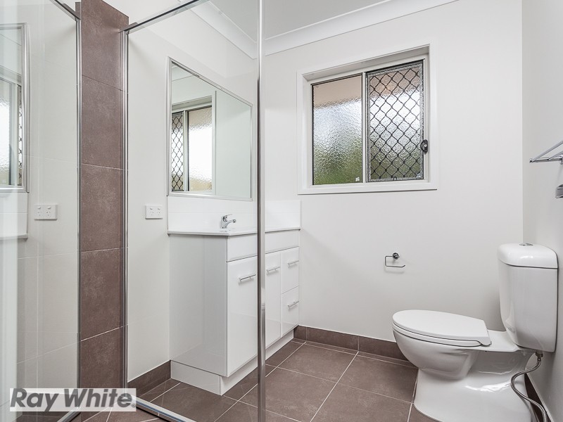 1/3 Celebration Crescent, Griffin QLD 4503