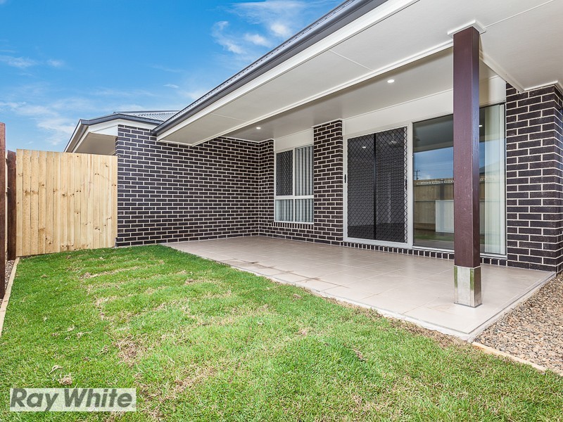 1/3 Celebration Crescent, Griffin QLD 4503
