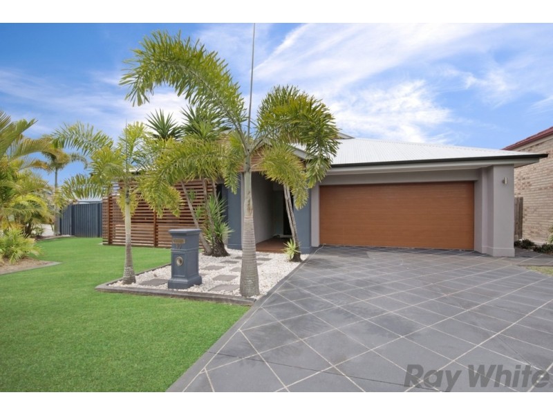 10 Kurrajong Circuit, North Lakes QLD 4509