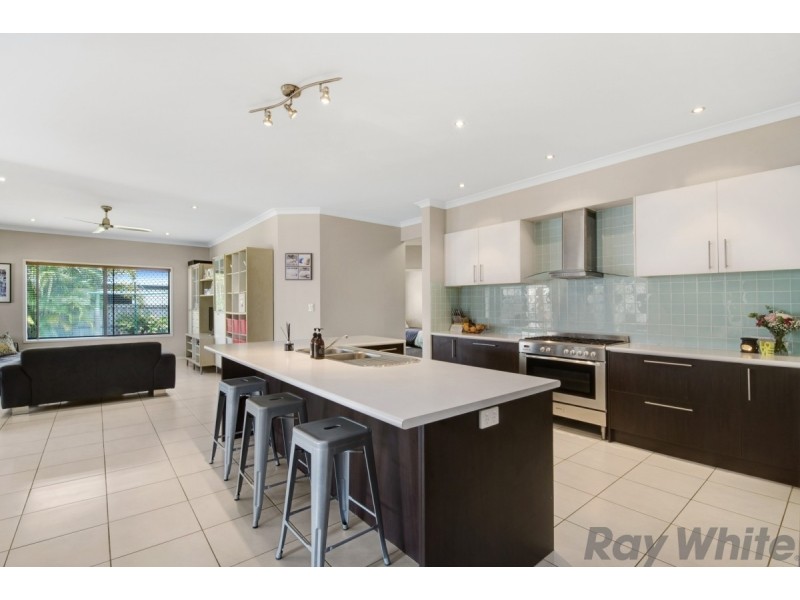 10 Kurrajong Circuit, North Lakes QLD 4509