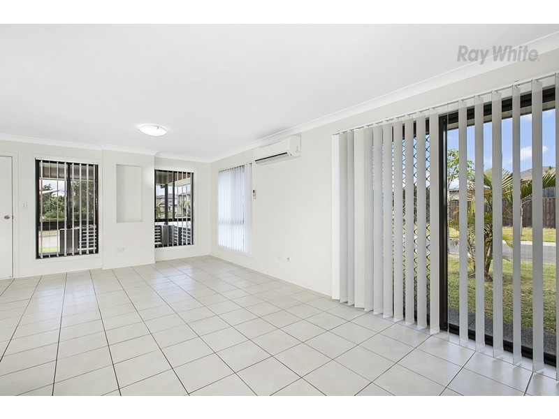 1/8 Emirates Street, North Lakes QLD 4509