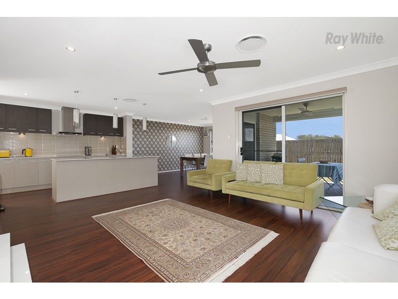 14 Edmund Circuit, North Lakes QLD 4509