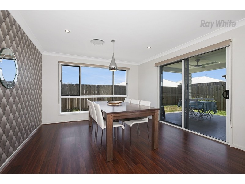 14 Edmund Circuit, North Lakes QLD 4509