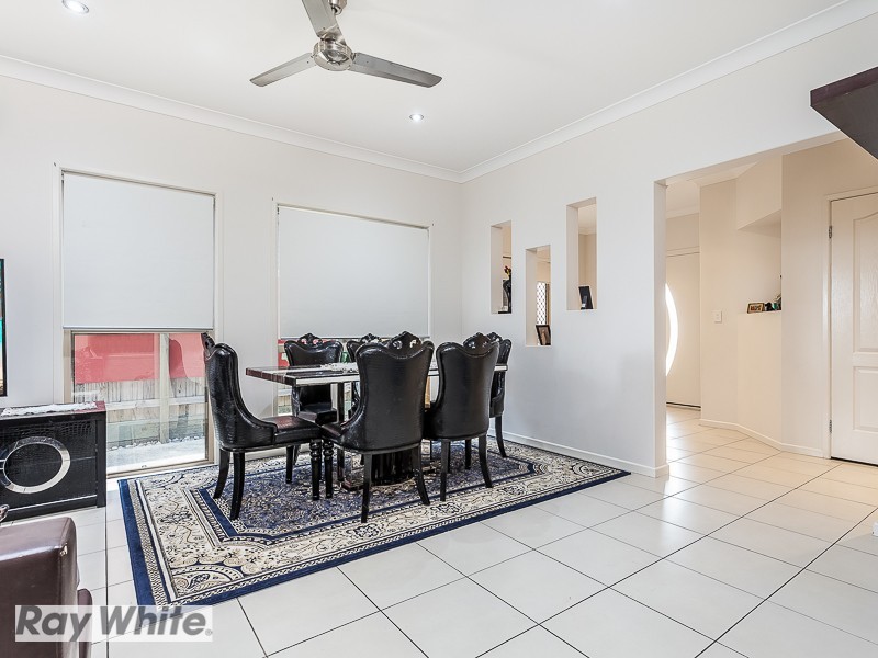 14 Rawlins Crescent, North Lakes QLD 4509