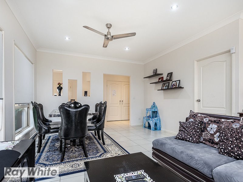 14 Rawlins Crescent, North Lakes QLD 4509