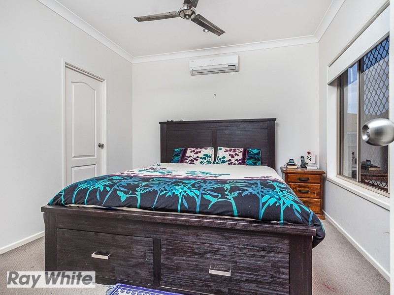 14 Rawlins Crescent, North Lakes QLD 4509