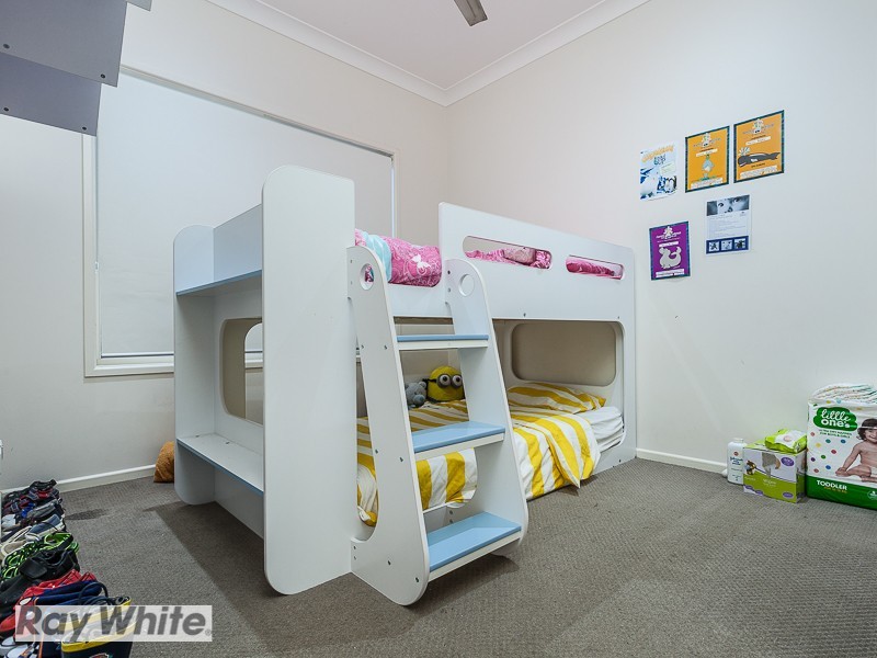 14 Rawlins Crescent, North Lakes QLD 4509