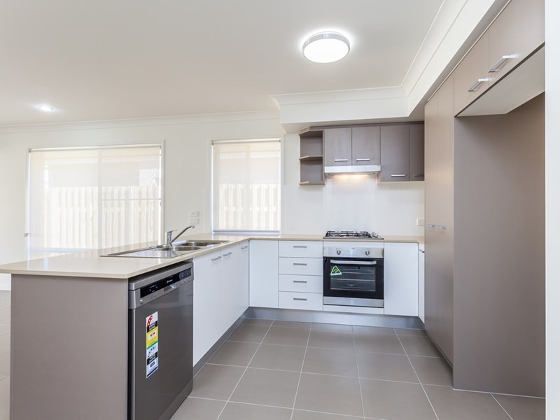 15 Stillwater Street, Mango Hill QLD 4509