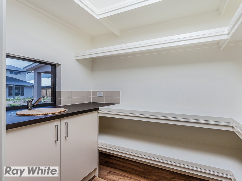 111 Campbell Drive, Mango Hill QLD 4509