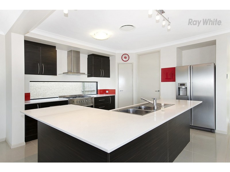 8 Hirsch Court, North Lakes QLD 4509