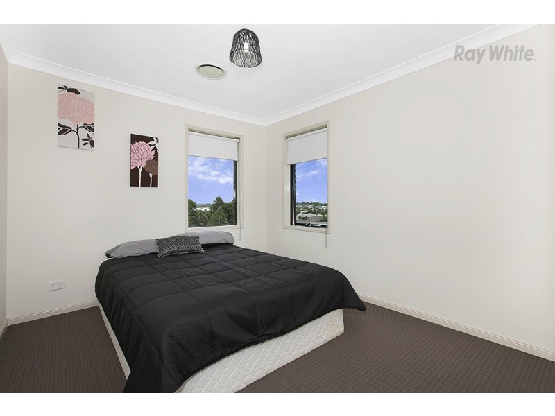 8 Hirsch Court, North Lakes QLD 4509