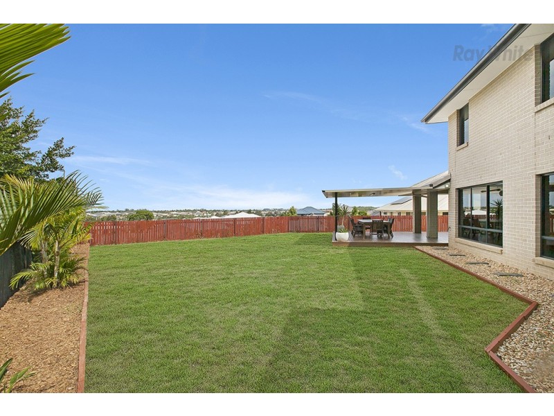 8 Hirsch Court, North Lakes QLD 4509