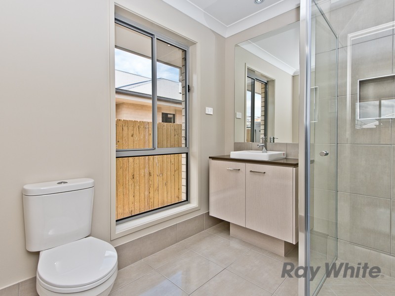 10 Jamie Street, Mango Hill QLD 4509