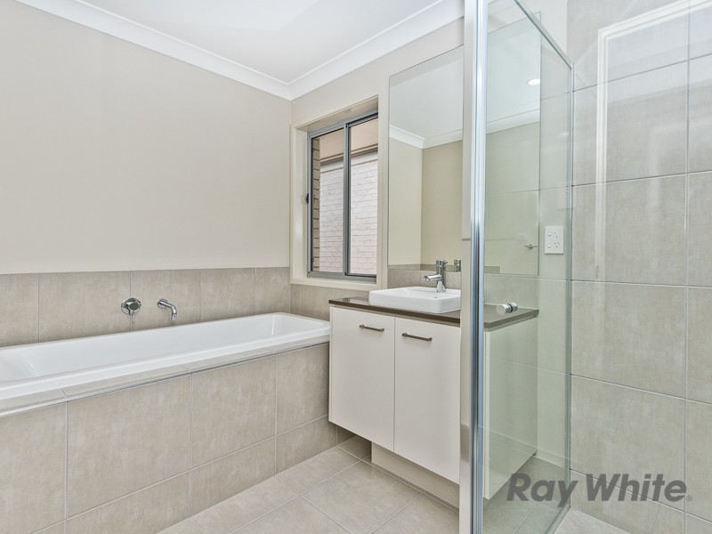 10 Jamie Street, Mango Hill QLD 4509