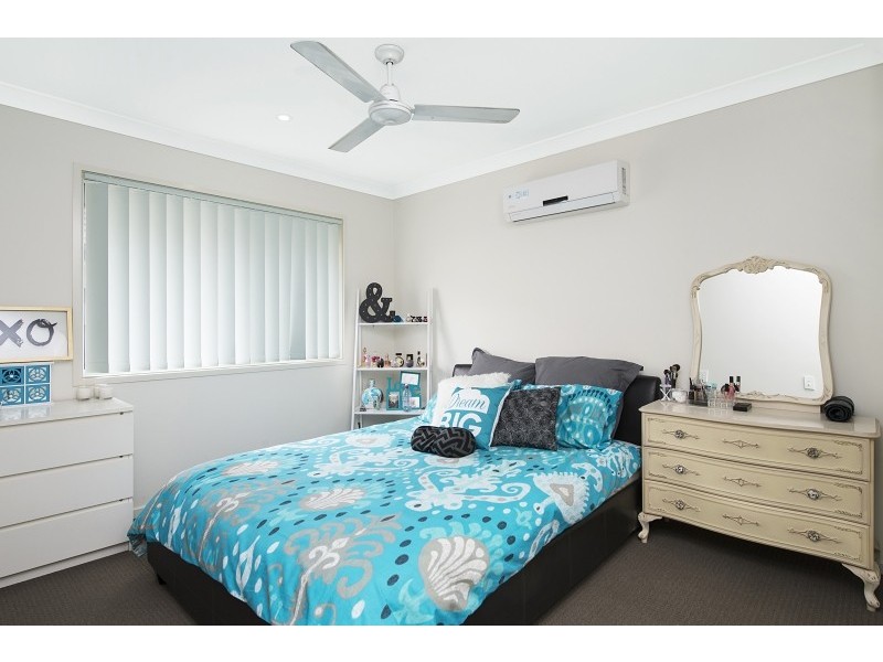 147 Nicklaus Parade, North Lakes QLD 4509