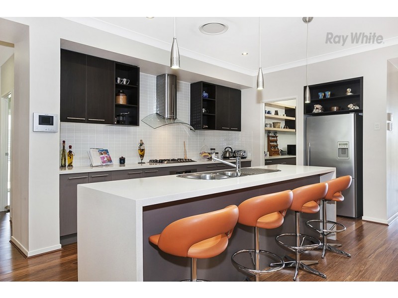 30 Nicklaus Parade, North Lakes QLD 4509