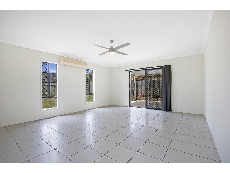 24 Denison Parade, North Lakes QLD 4509