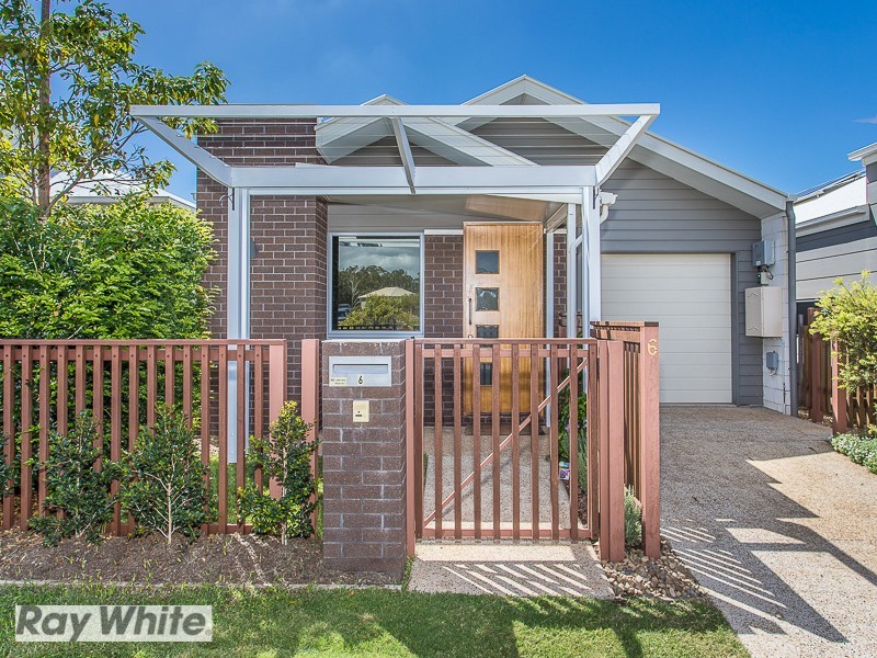 6 Brooklyn Close, North Lakes QLD 4509