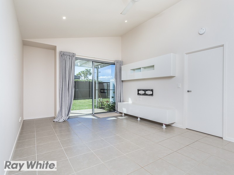 6 Brooklyn Close, North Lakes QLD 4509