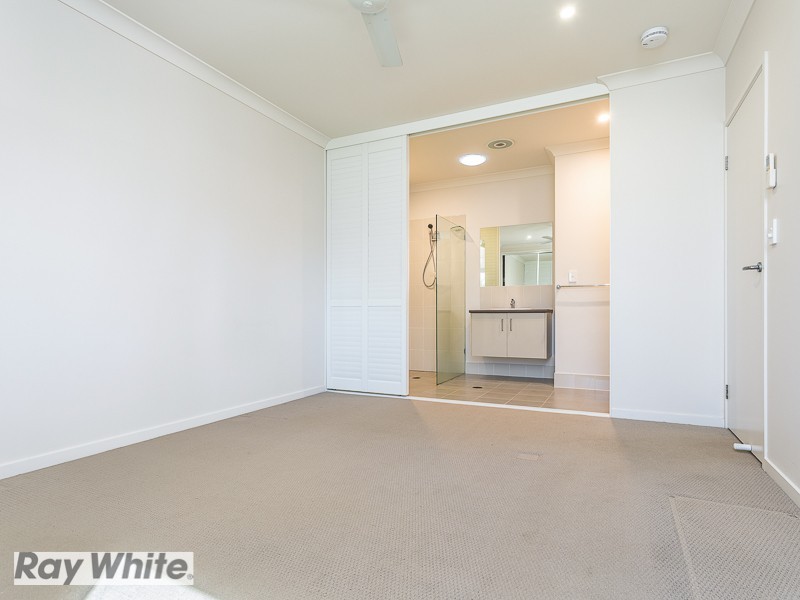 6 Brooklyn Close, North Lakes QLD 4509