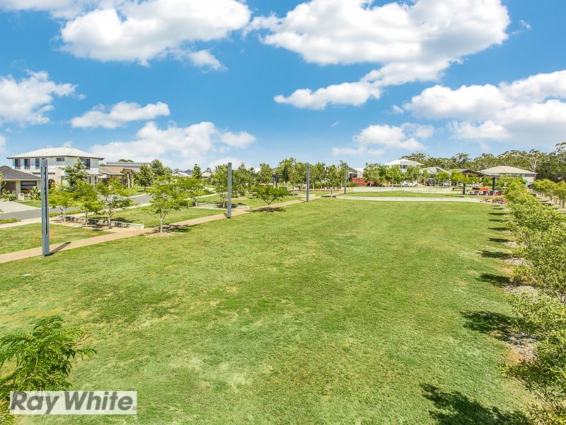 6 Brooklyn Close, North Lakes QLD 4509