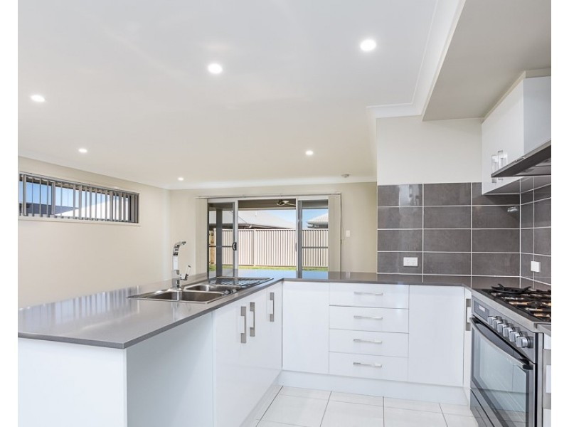 64 Beresford Street, Mango Hill QLD 4509
