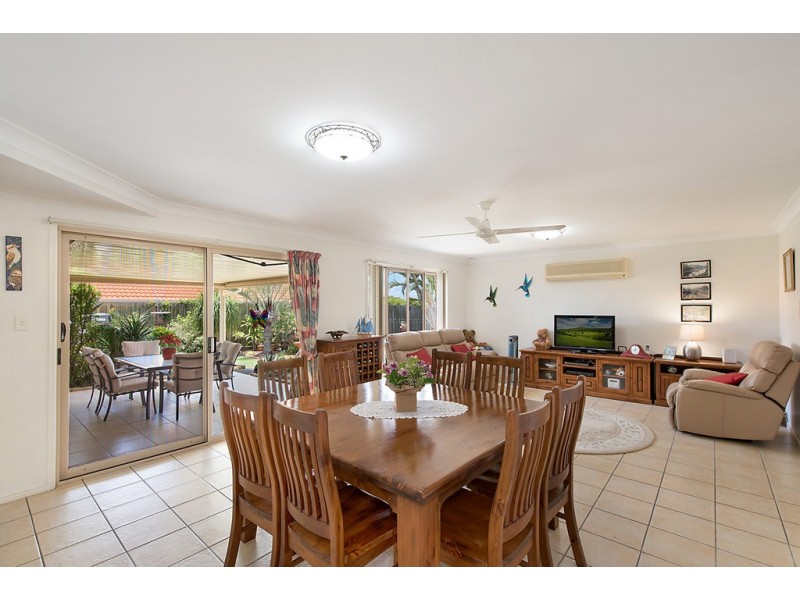 6 Gilbert Street, North Lakes QLD 4509