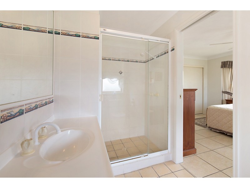 6 Gilbert Street, North Lakes QLD 4509