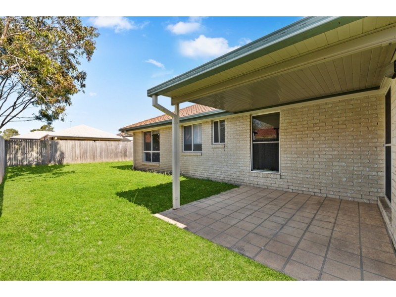 8 Otway Parade, North Lakes QLD 4509