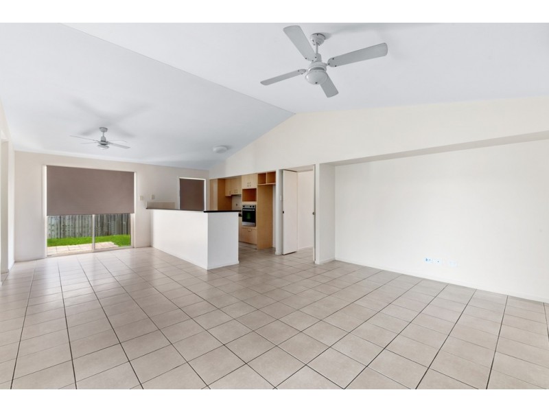 8 Otway Parade, North Lakes QLD 4509