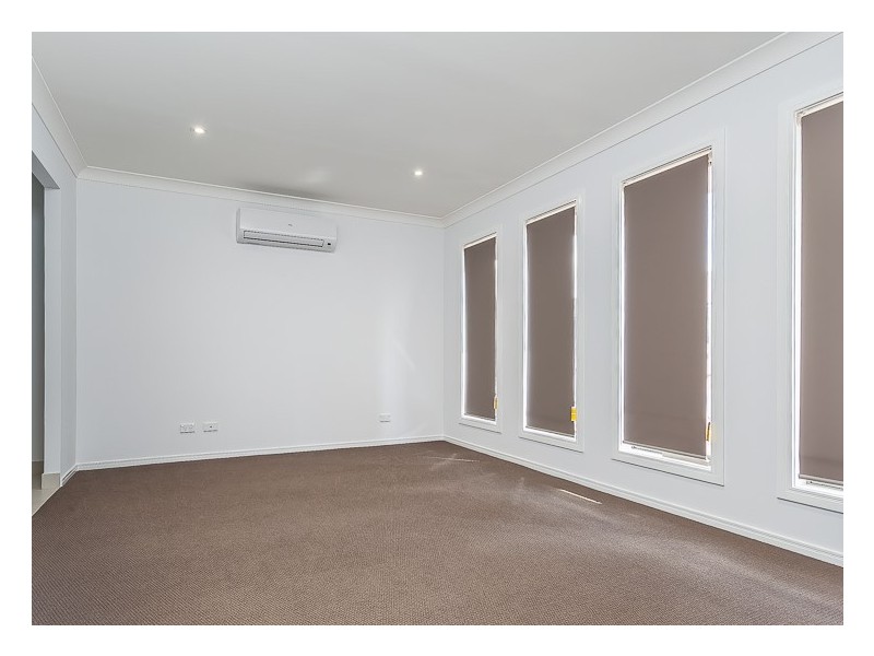 16 Paterson Street, North Lakes QLD 4509