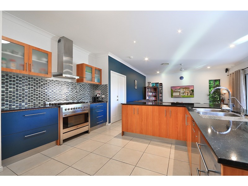 24 Hailey Place, Calamvale QLD 4116