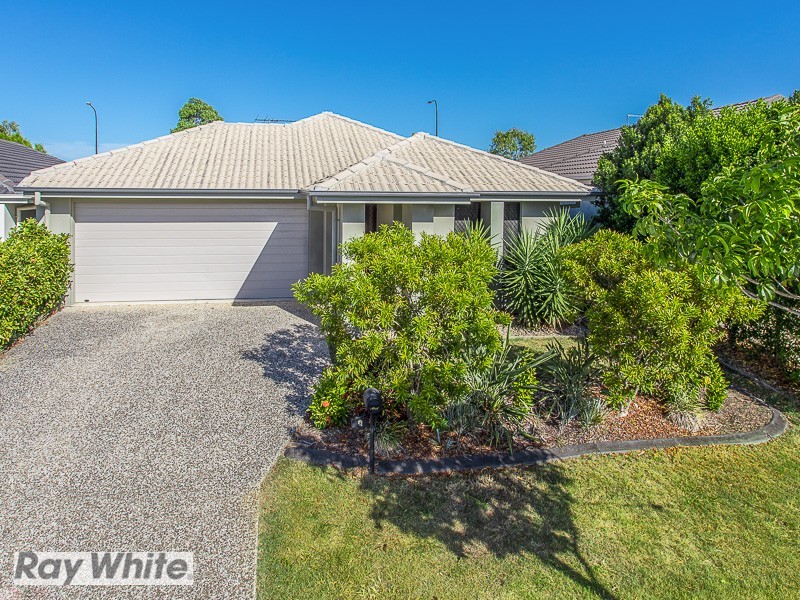 8 Menara Circuit, North Lakes QLD 4509